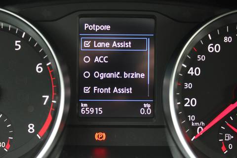 2022 Volkswagen Passat — sličica 24