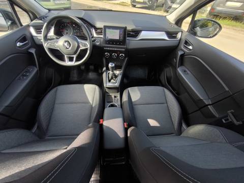 2022 Renault Captur — sličica 8
