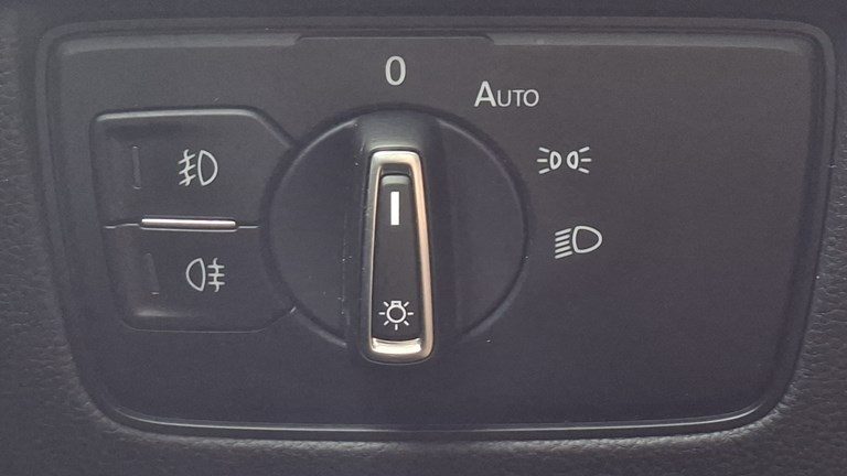 2021 Volkswagen Passat — fotografija 26