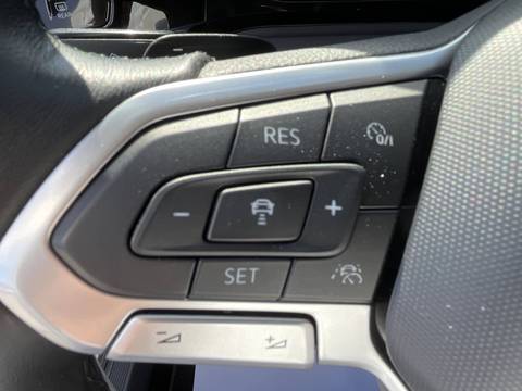 2023 Volkswagen Golf — sličica 30