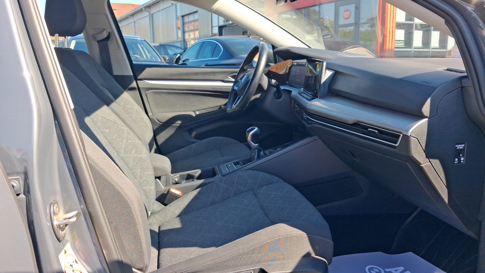 2021 Volkswagen Golf — fotografija 9
