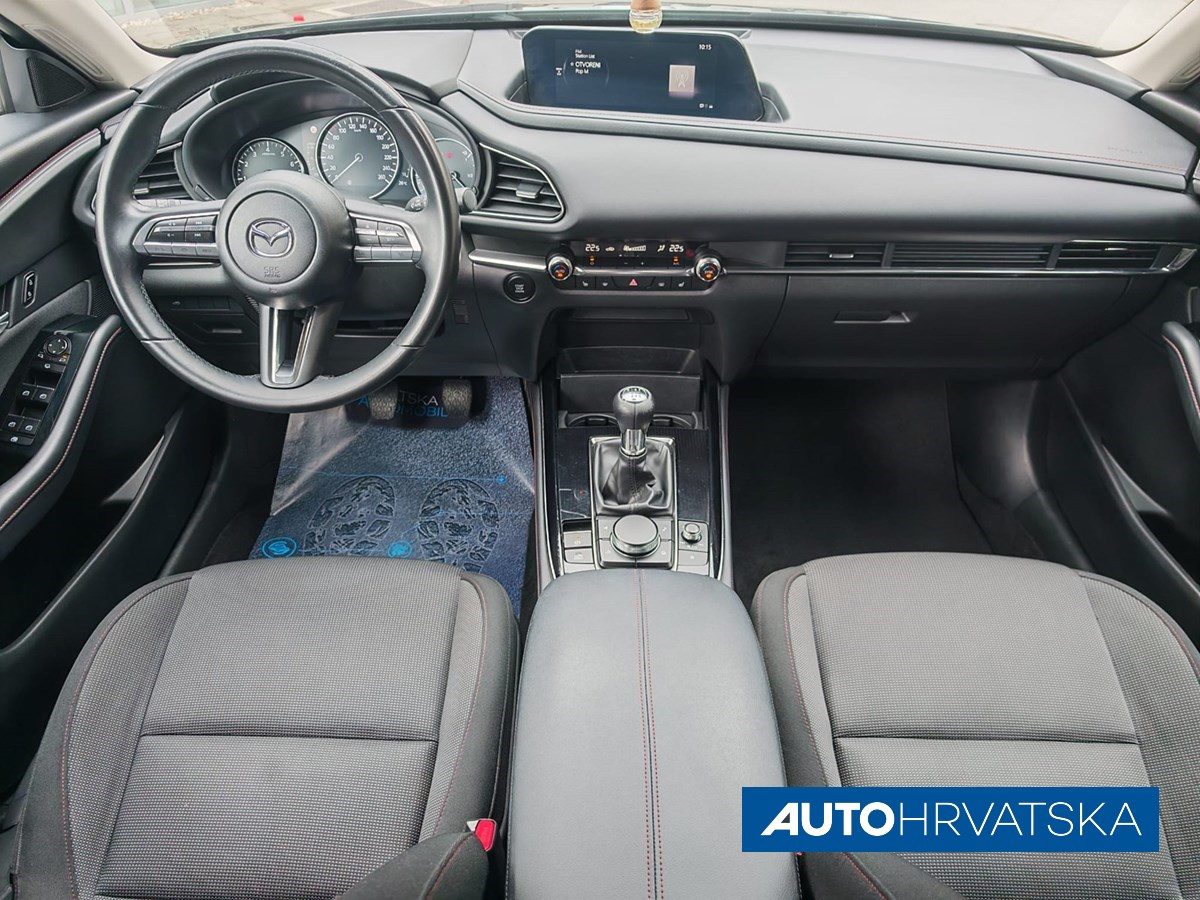 2023 Mazda CX-30 — fotografija 11