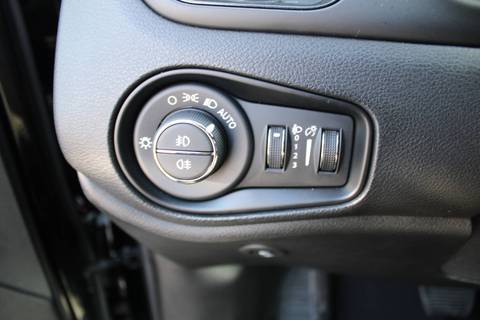 2022 Jeep Renegade — sličica 16