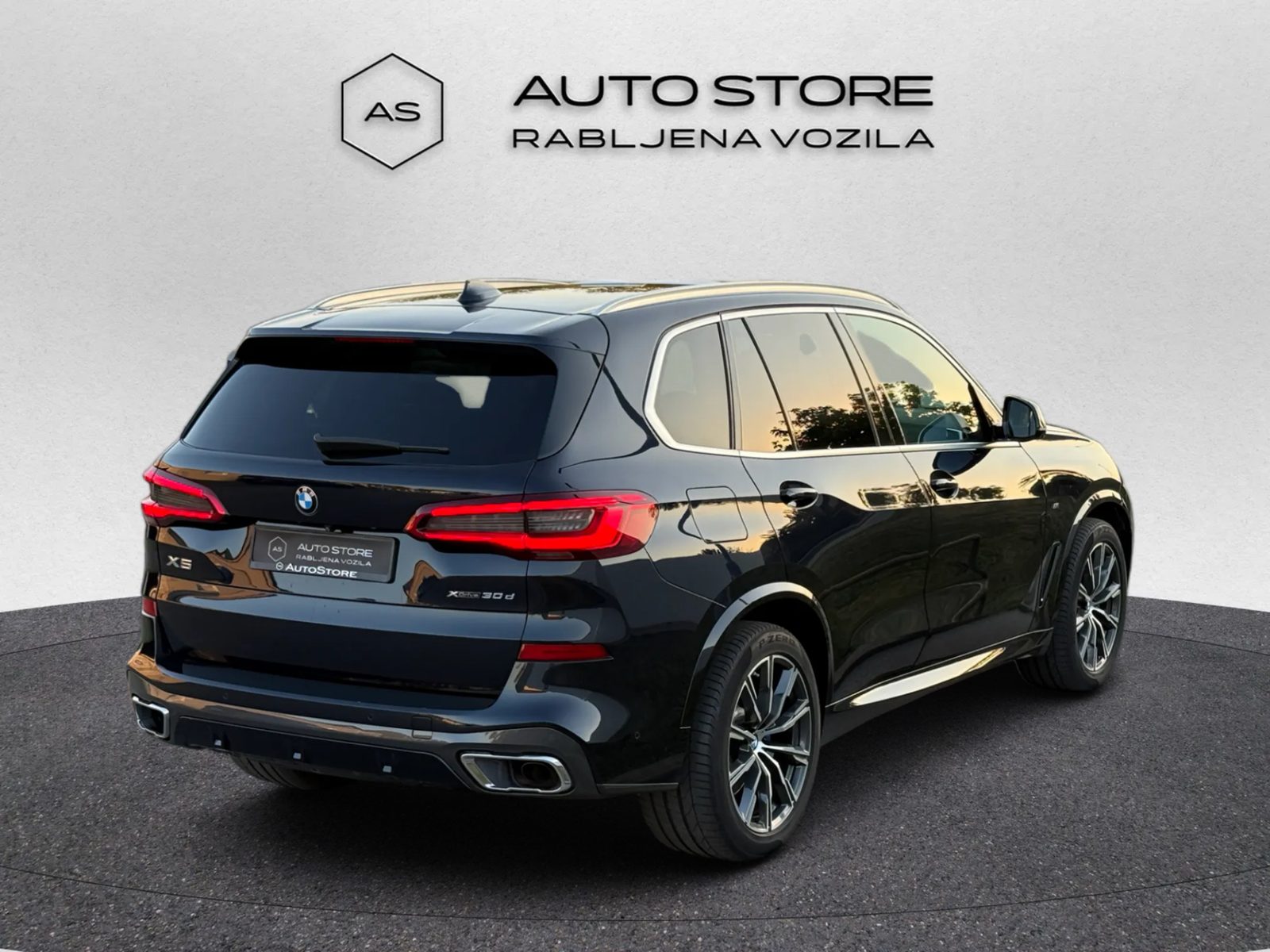 2019 BMW X5 M Sport — fotografija 9