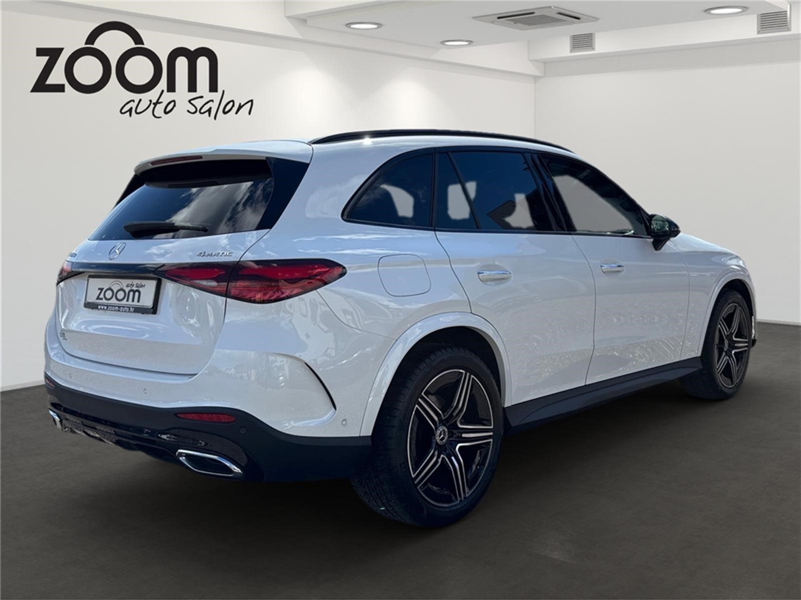 2023 Mercedes-Benz GLC — fotografija 3