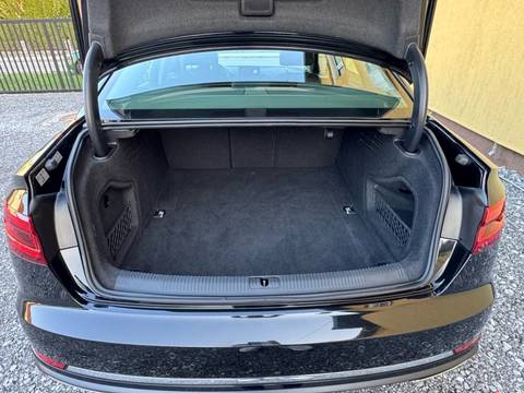Audi A4 — sličica 17