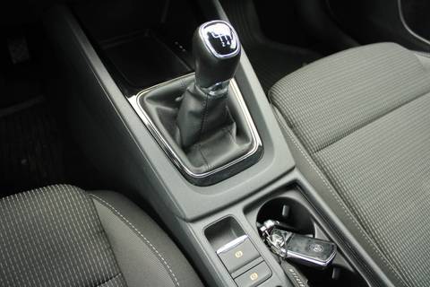 2021 Škoda Octavia Combi — sličica 17