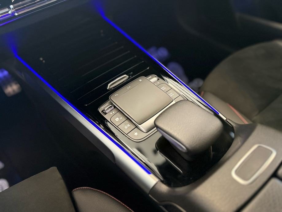 2022 Mercedes-Benz GLB — fotografija 13