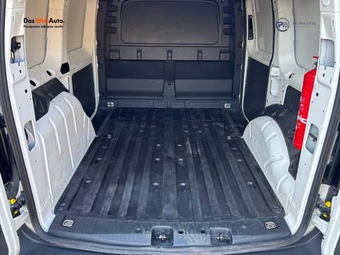 2022 Volkswagen Caddy — sličica 11
