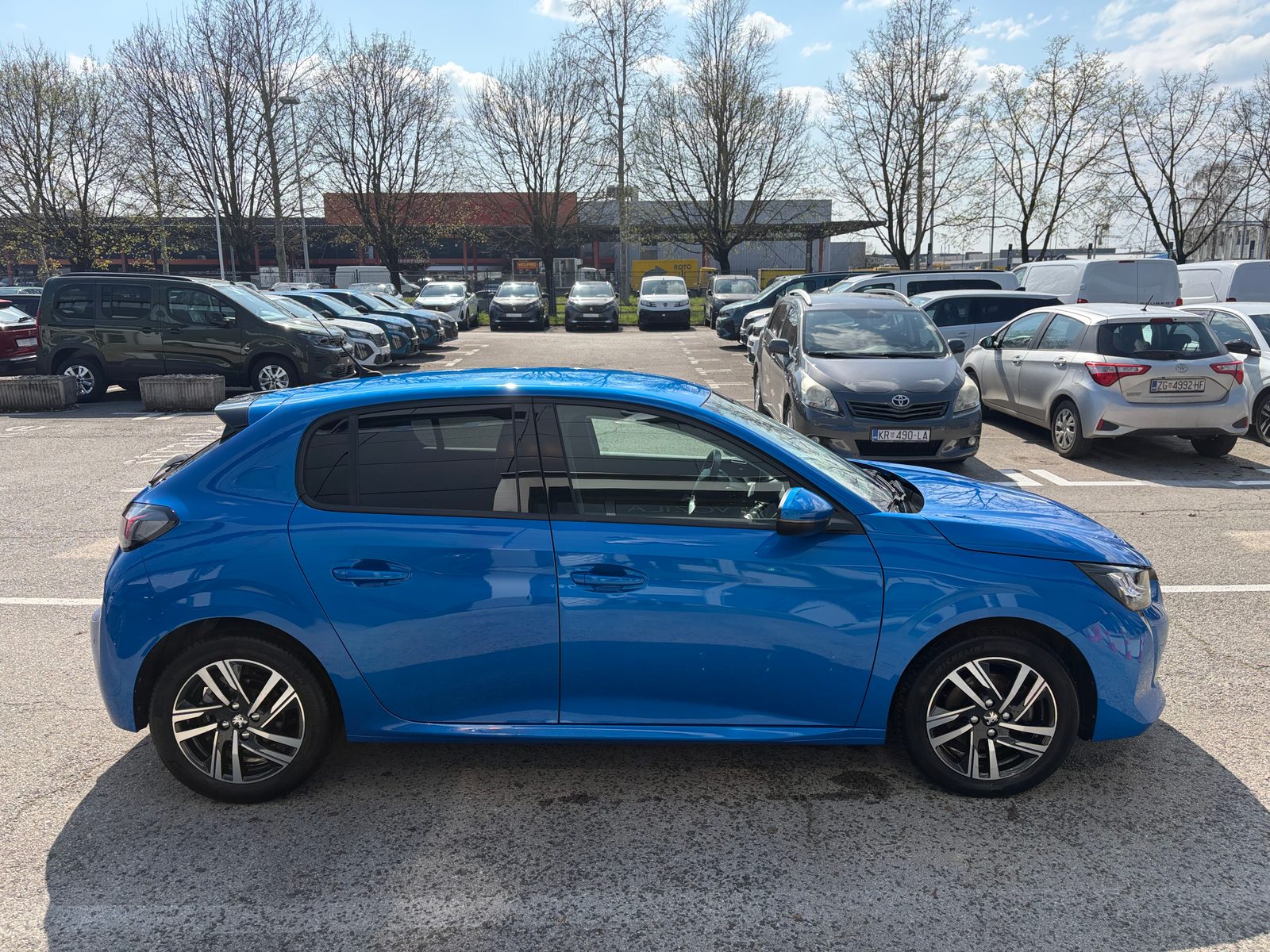 2021 Peugeot 208 — fotografija 6