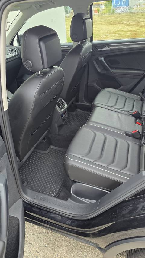 2023 Volkswagen Tiguan — sličica 11