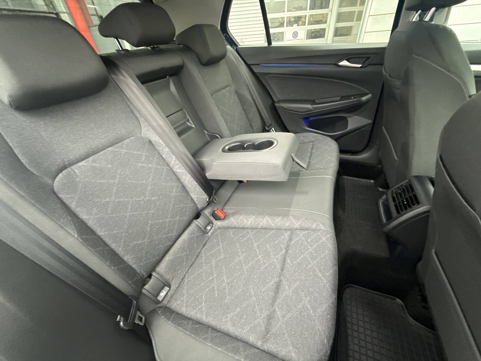 2024 Volkswagen Golf — fotografija 21