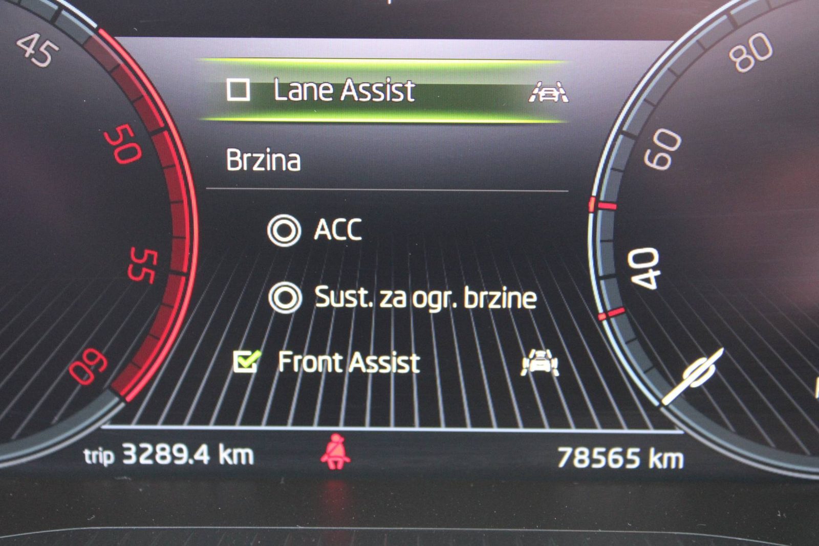 2024 Škoda Karoq — fotografija 25