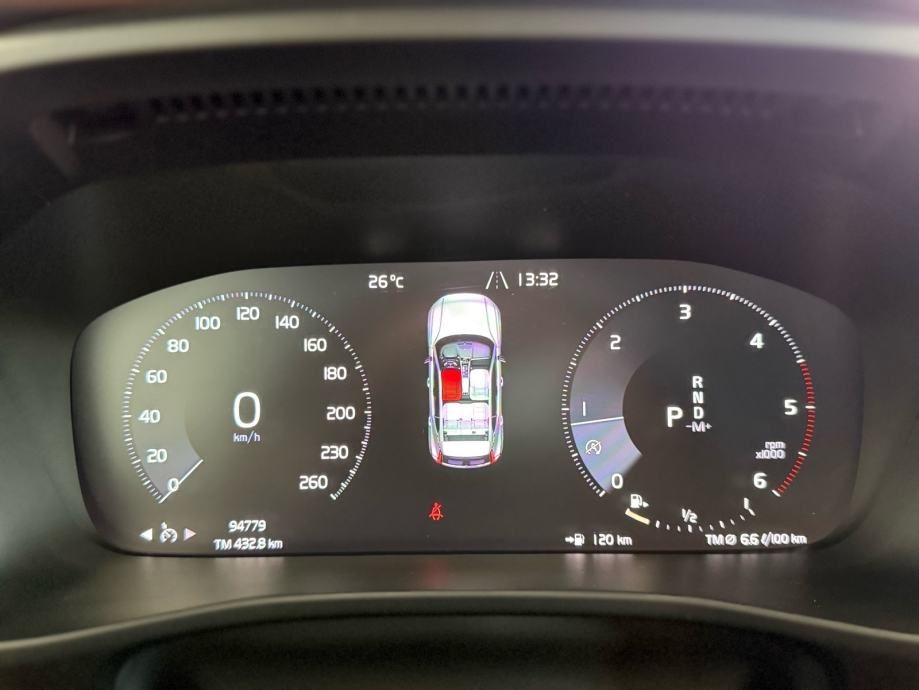 2020 Volvo XC40 — fotografija 11