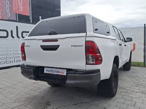 2019 Toyota Hilux — sličica 2