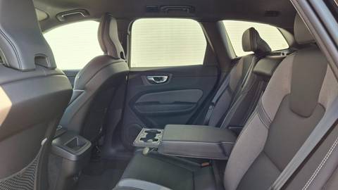 2022 Volvo XC60 — sličica 6