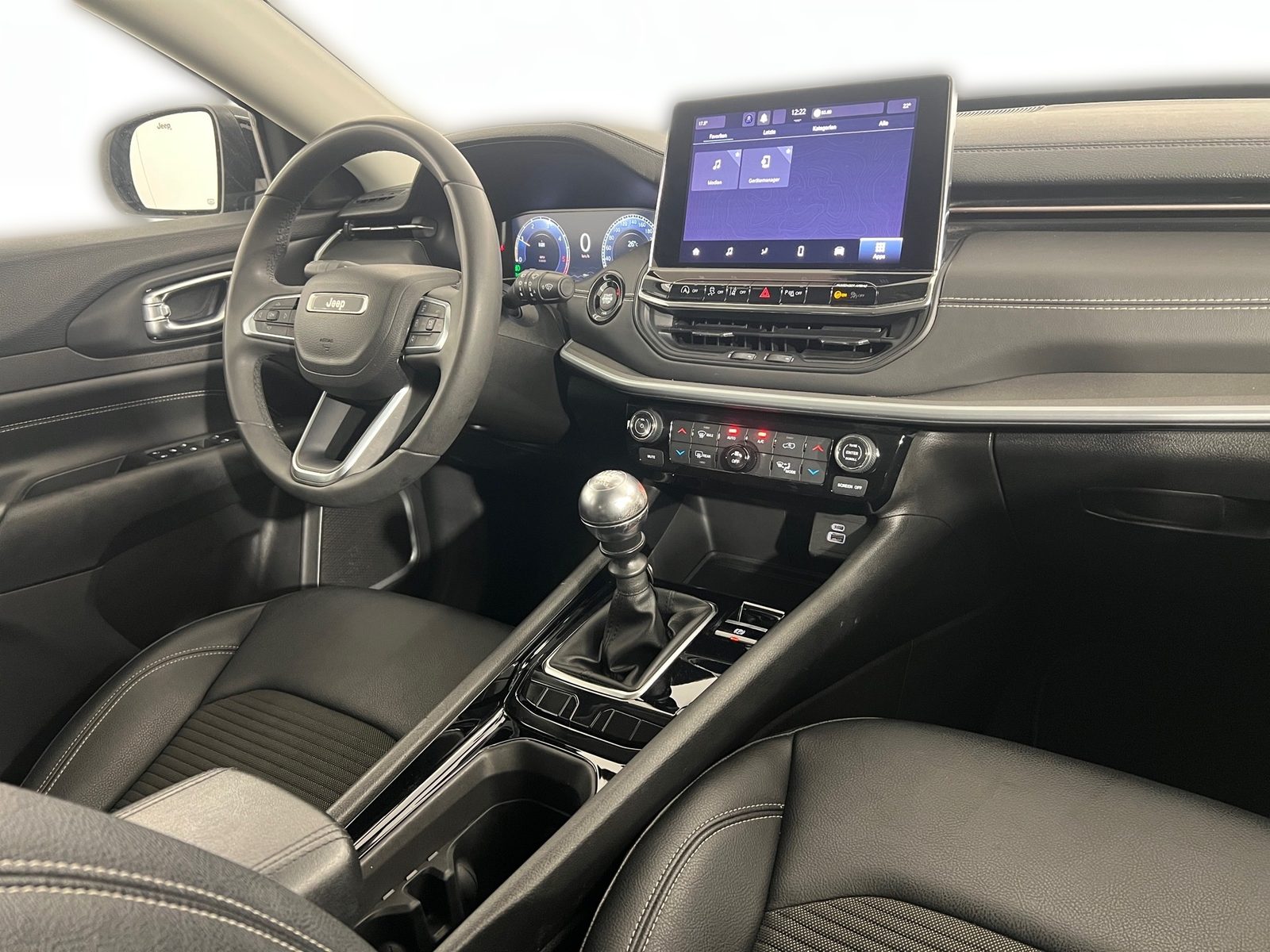 2023 Jeep Compass — fotografija 21