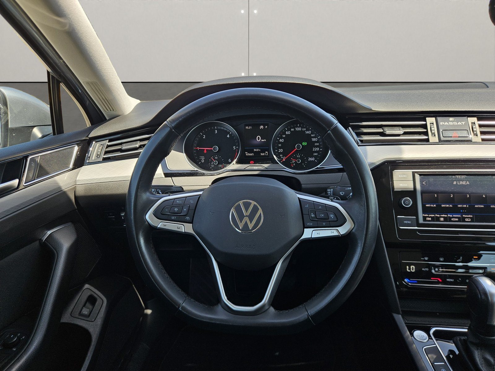 2022 Volkswagen Passat Variant — fotografija 15