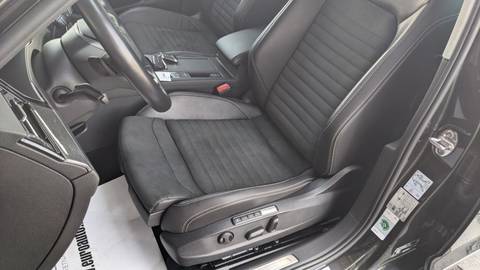 2023 Volkswagen Passat — sličica 13