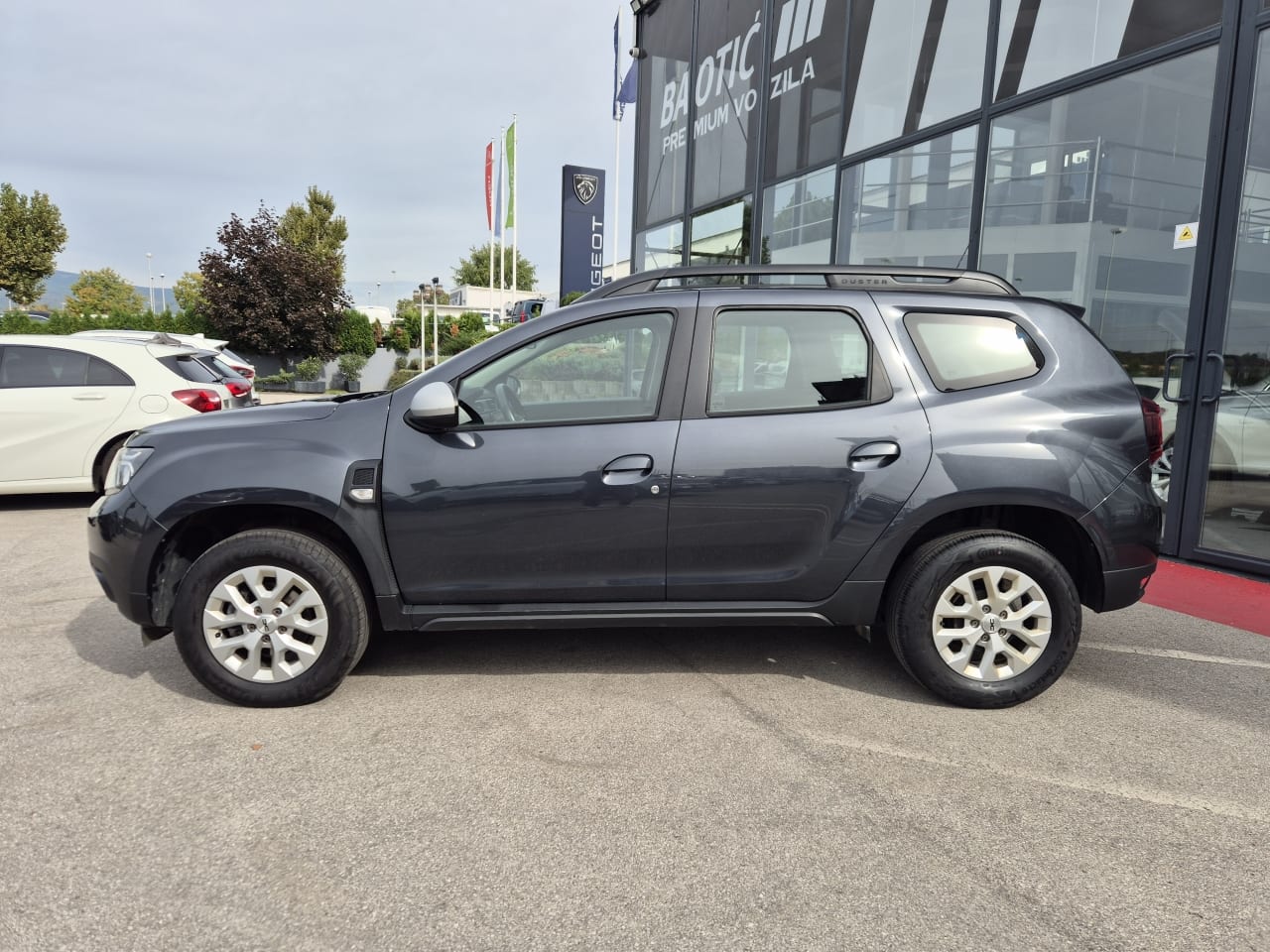 2023 Dacia Duster — fotografija 8