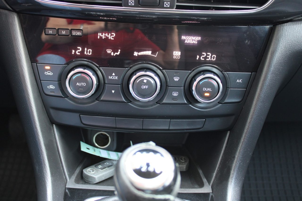 2015 Mazda 6 — fotografija 18