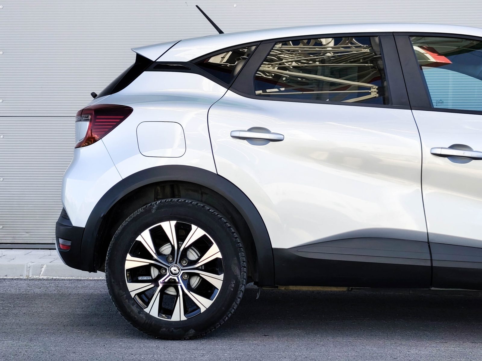 2023 Renault Captur — fotografija 24