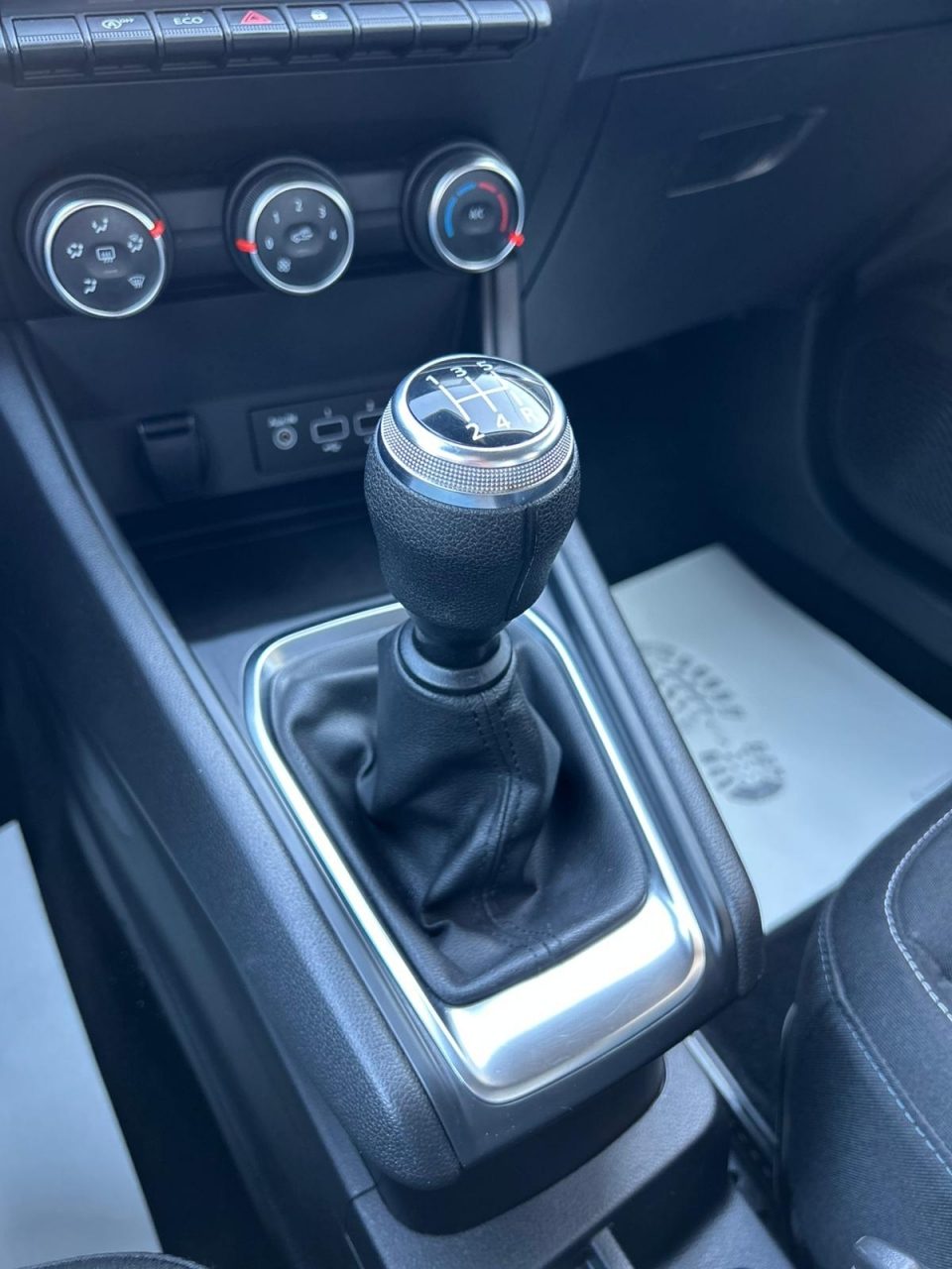 2020 Renault Captur — fotografija 11