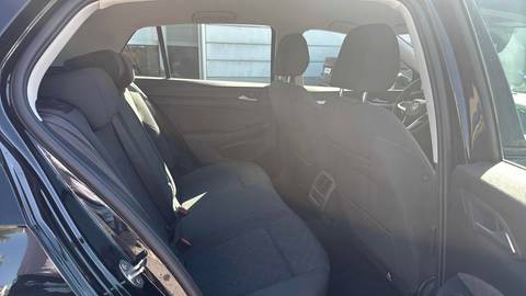 2024 Volkswagen Golf — sličica 10