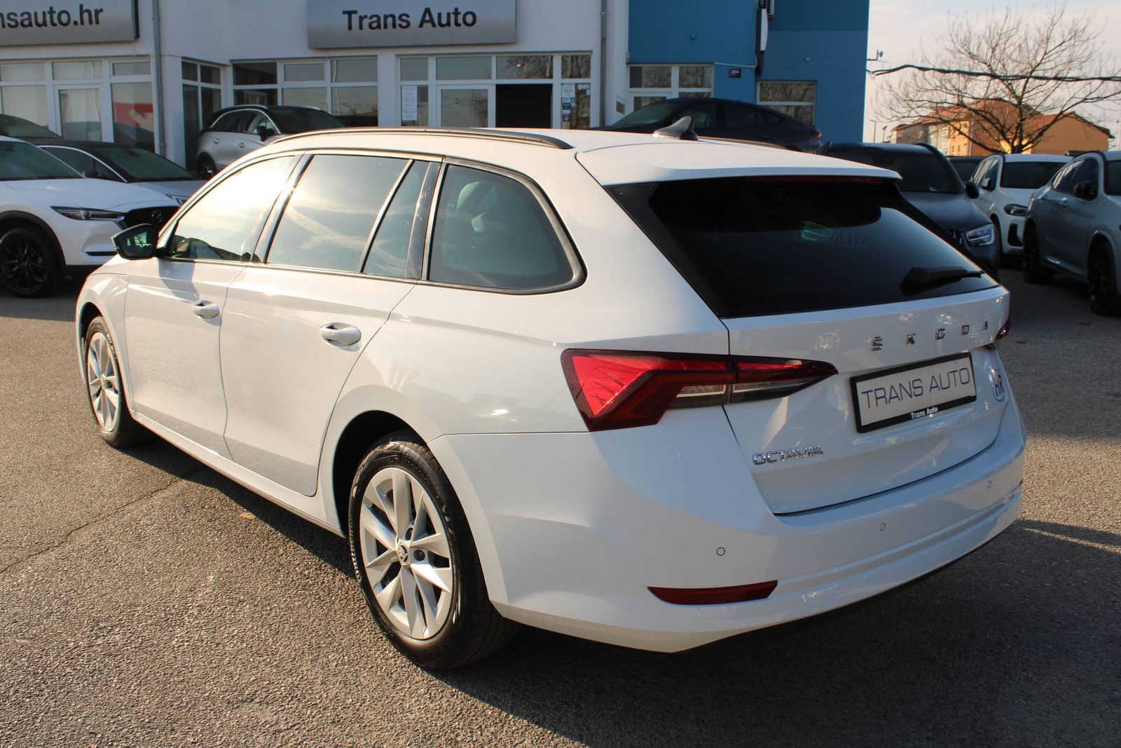 2023 Škoda Octavia Combi — fotografija 7