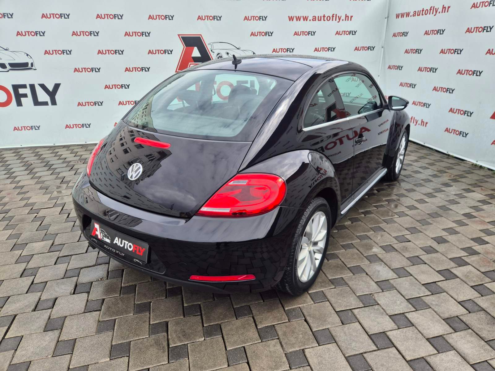2012 Volkswagen Beetle — fotografija 8