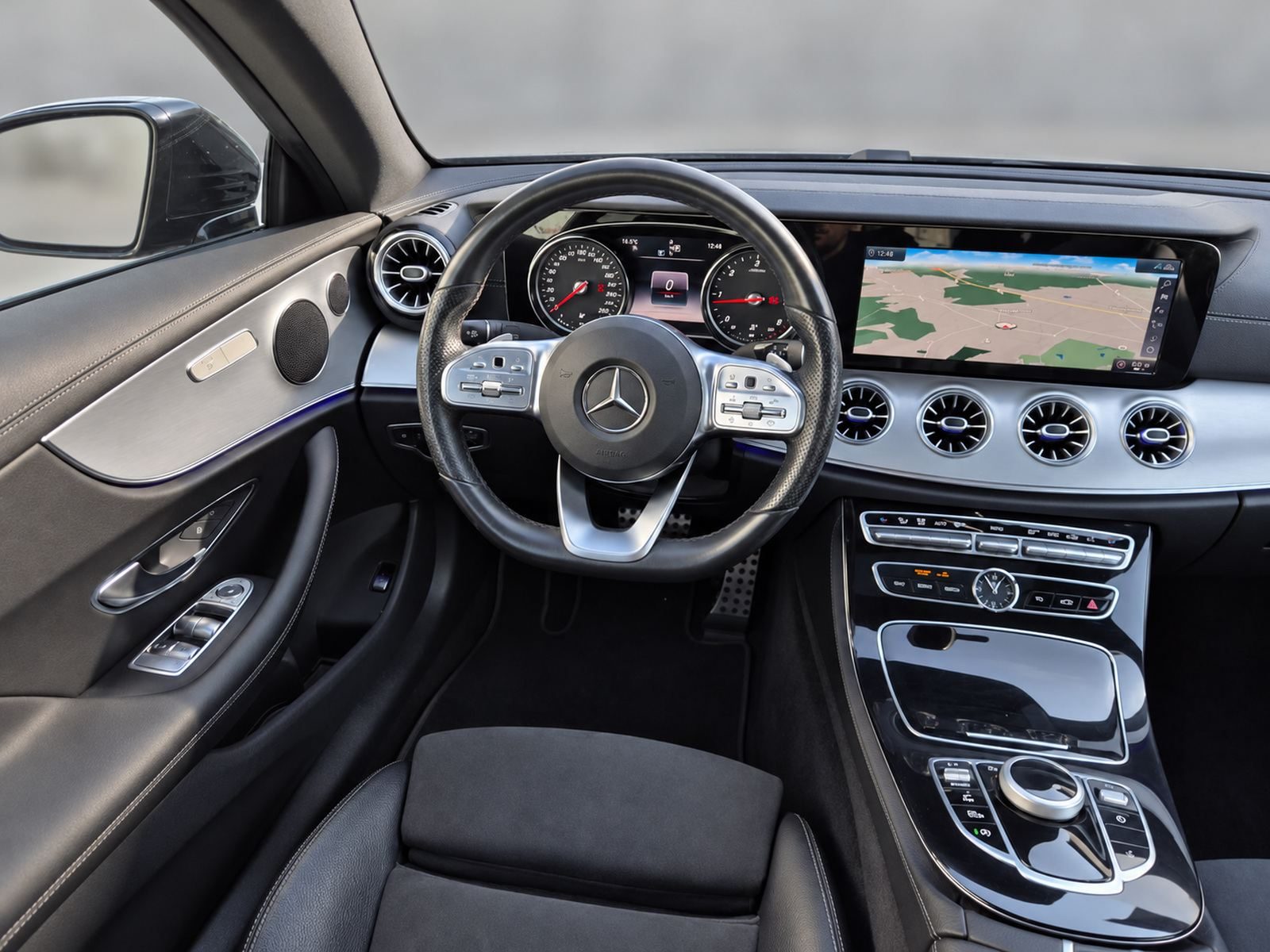 2019 Mercedes-Benz E-klasa — fotografija 17