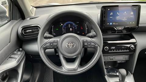 2025 Toyota Yaris Cross — sličica 7