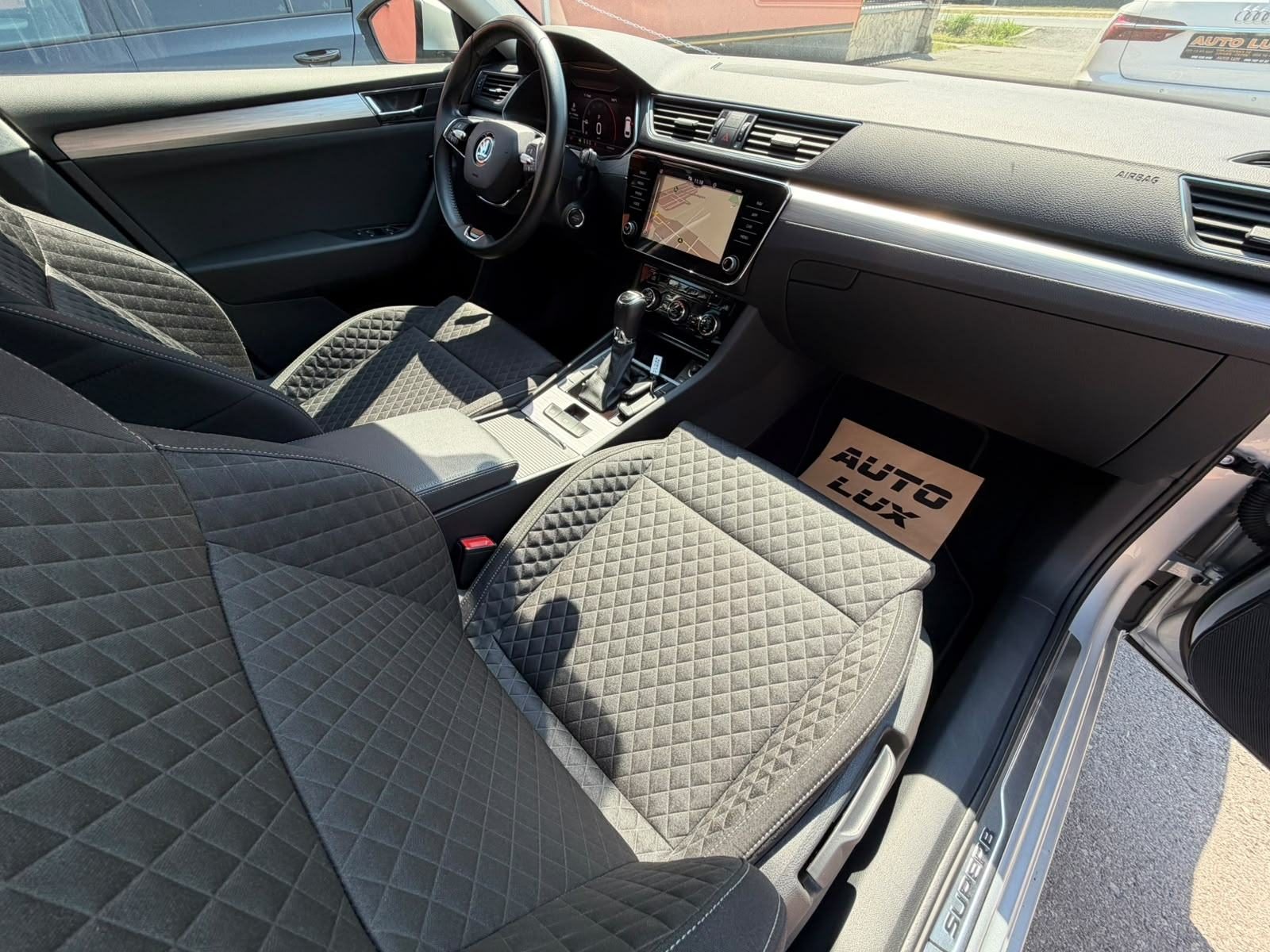 2023 Škoda Superb Estate — fotografija 19