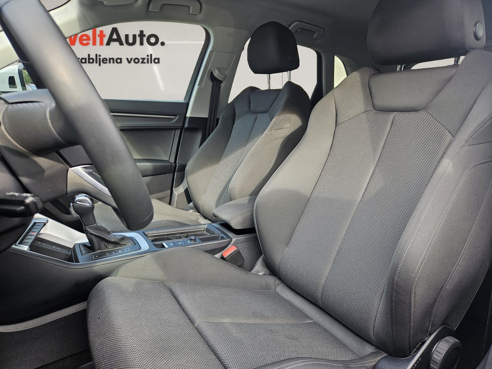 2025 Audi Q3 — fotografija 11