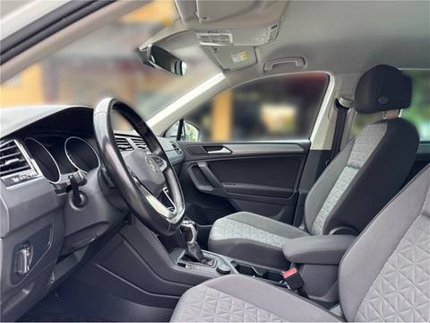 2021 Volkswagen Tiguan — sličica 8