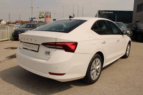 2023 Škoda Octavia — sličica 5
