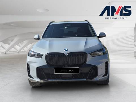 2023 BMW X5 — sličica 8