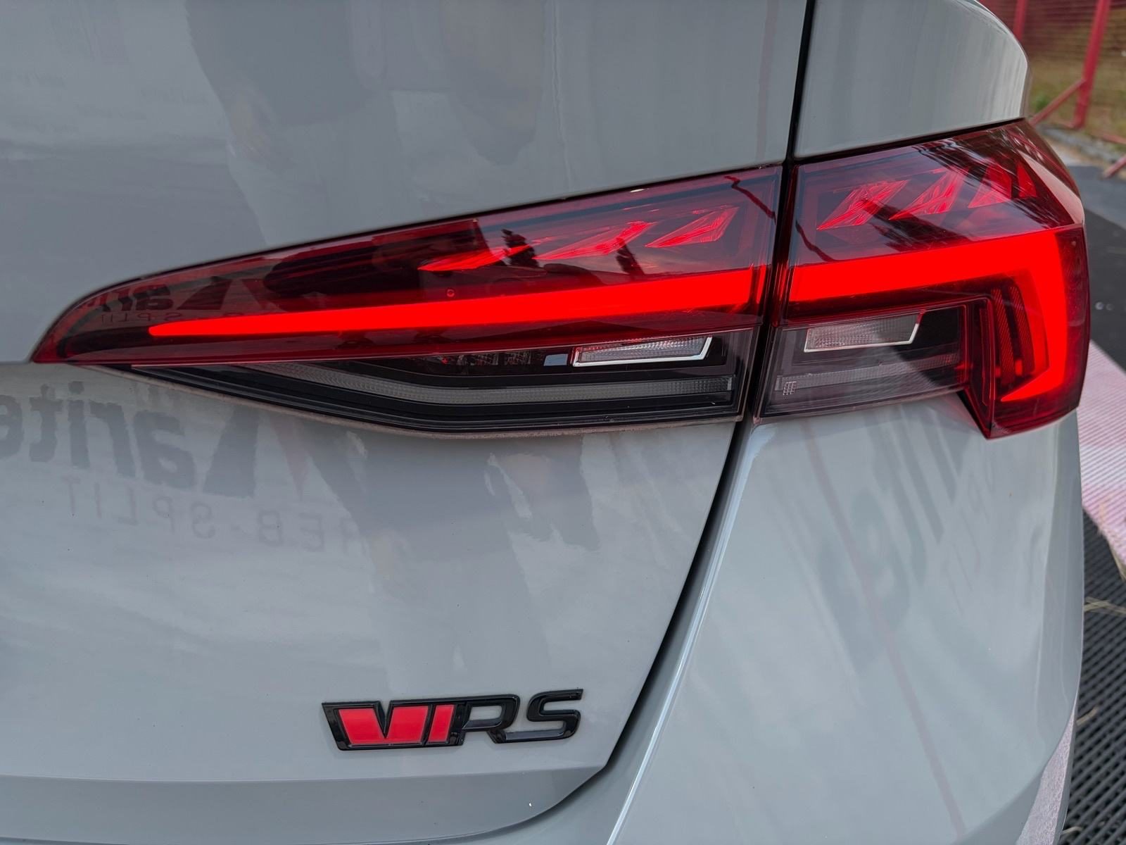 2021 Škoda Octavia — fotografija 24