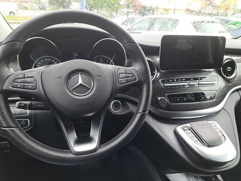 2022 Mercedes-Benz V-klasa — sličica 11
