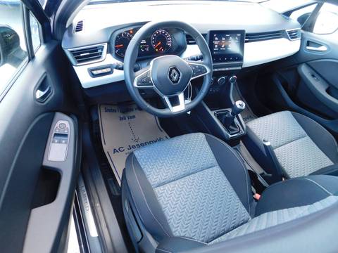 2022 Renault Clio — sličica 9