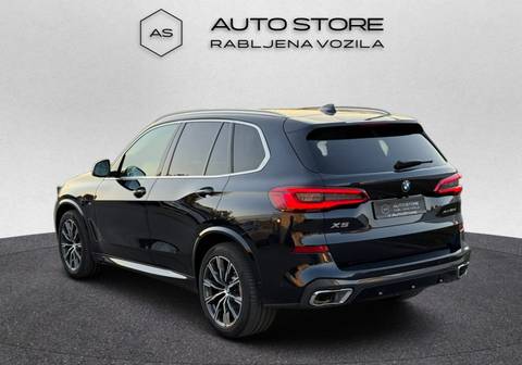 2019 BMW X5 M Sport — sličica 6