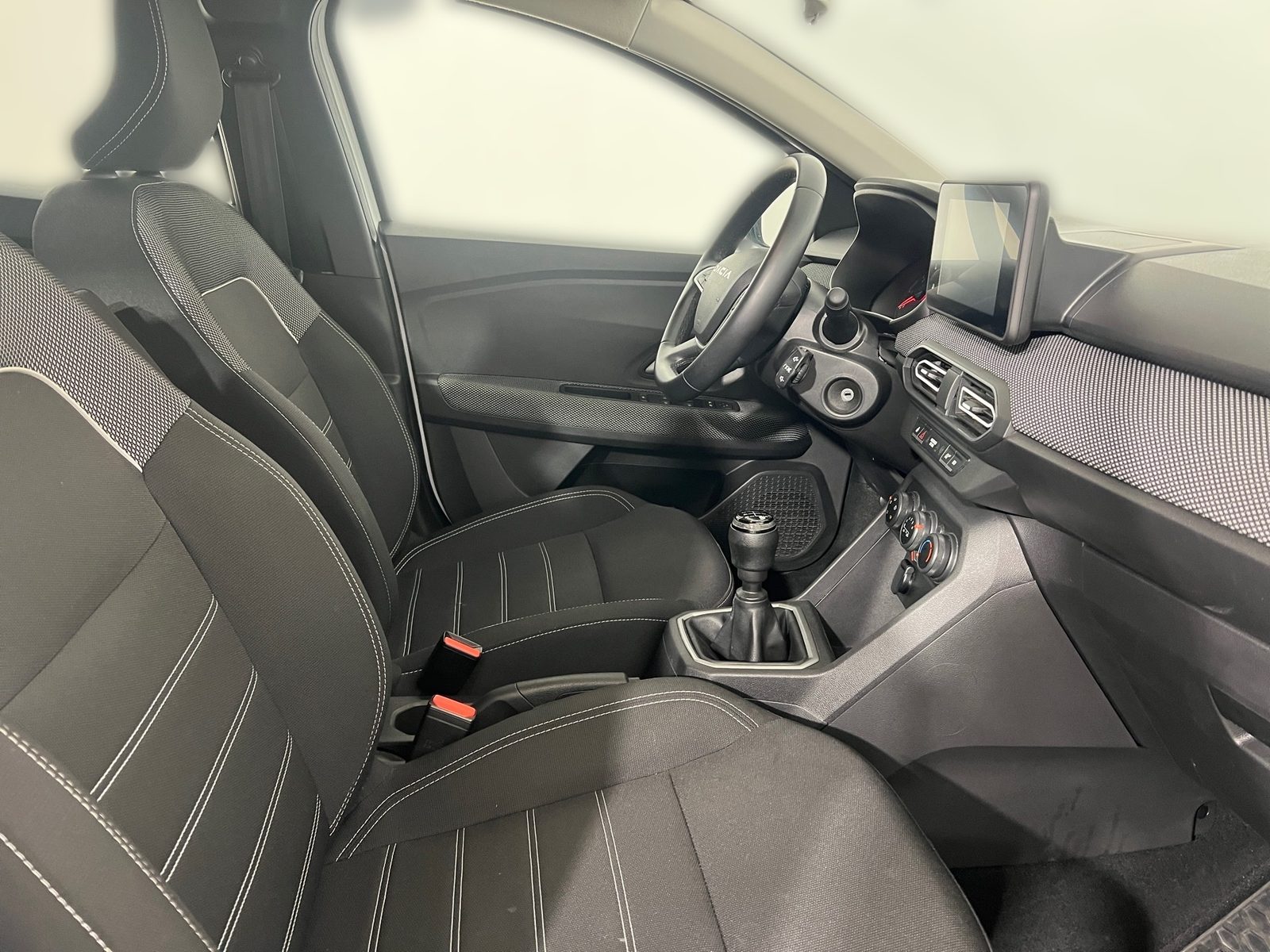 2023 Dacia Sandero — fotografija 22