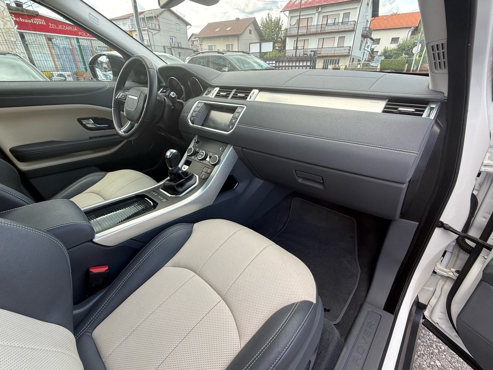 2016 Land Rover Evoque — fotografija 15