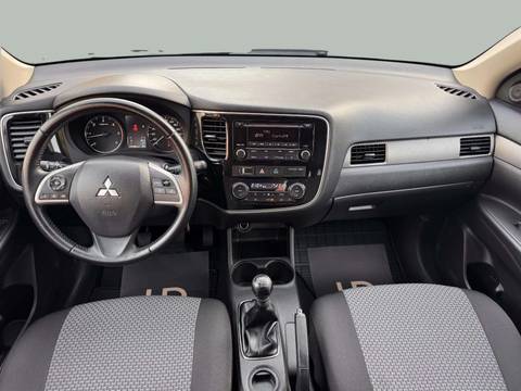 2013 Mitsubishi Outlander — sličica 10