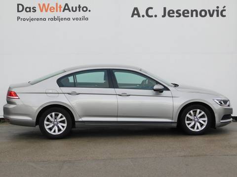 2017 Volkswagen Passat — sličica 4