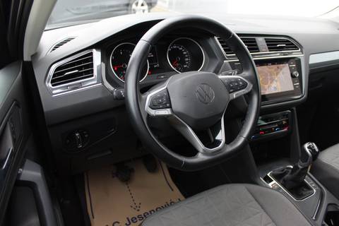 2022 Volkswagen Tiguan — sličica 9
