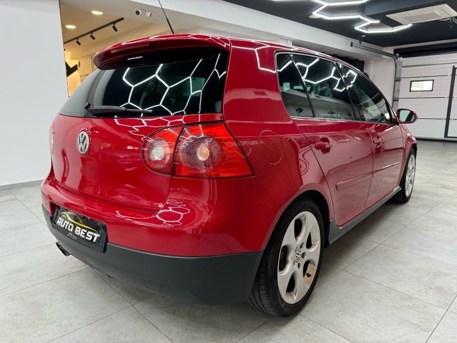 2005 Volkswagen Golf — fotografija 3