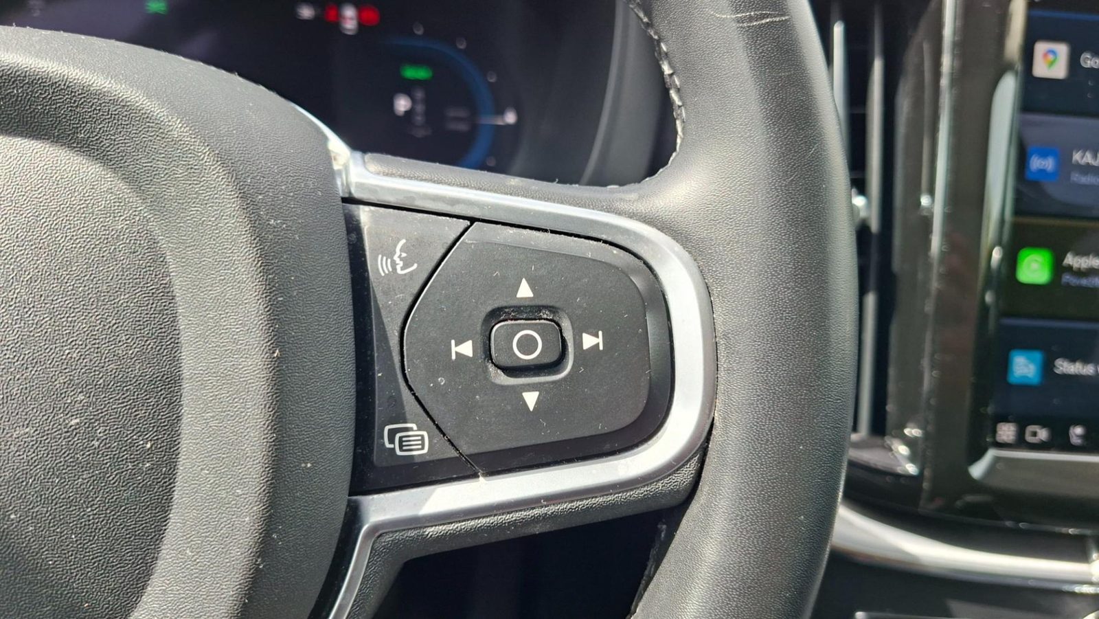 2022 Volvo XC60 — fotografija 14