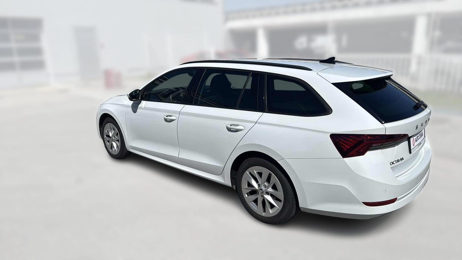 2021 Škoda Octavia Combi — fotografija 5
