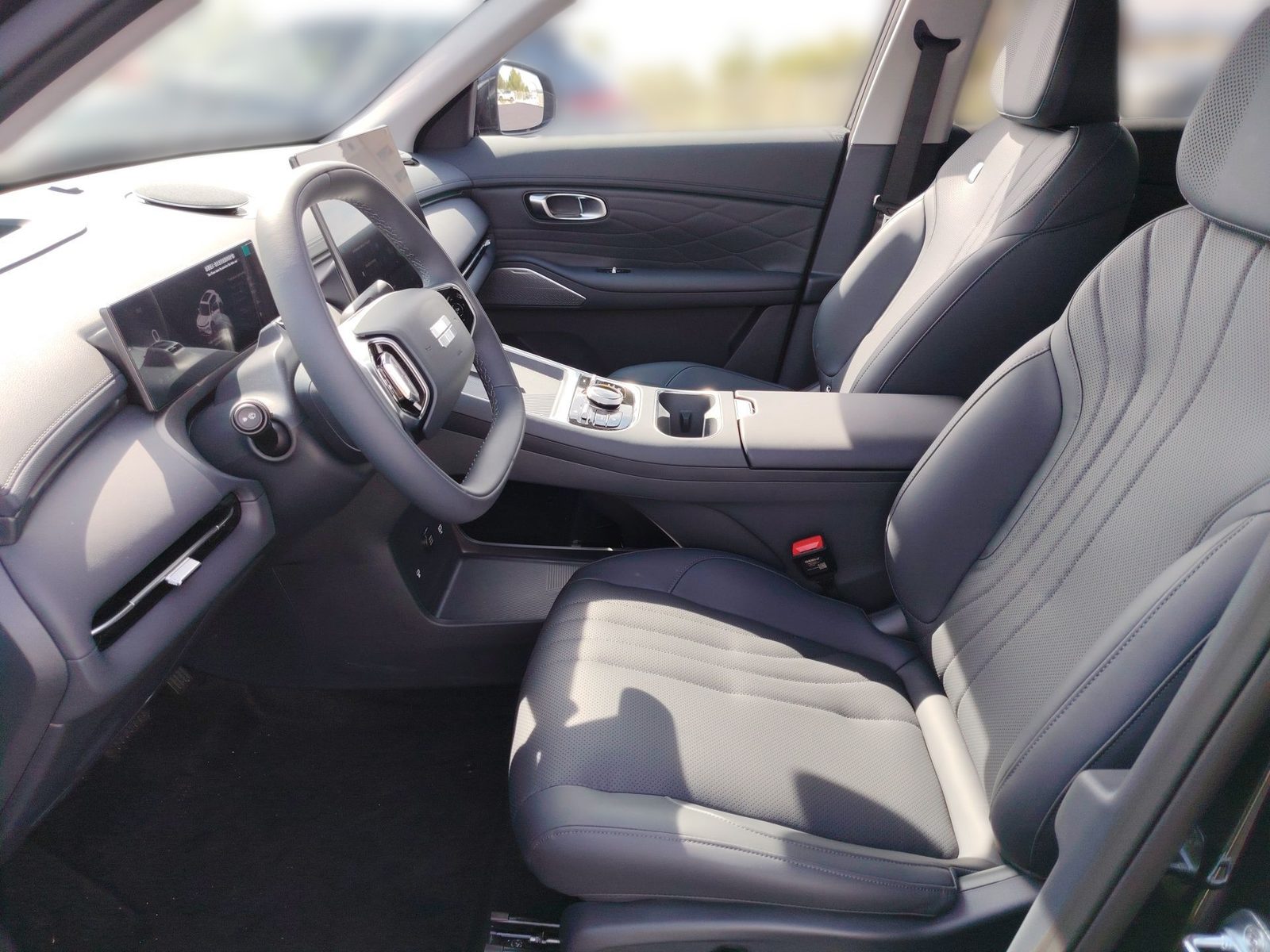2026 Geely Starray EM-i — fotografija 12